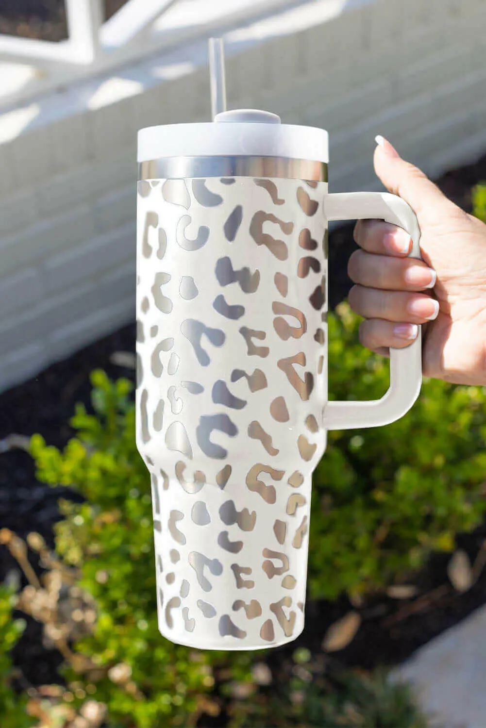 White Leopard Print 40OZ Stainless Steel Portable Cup with Handle