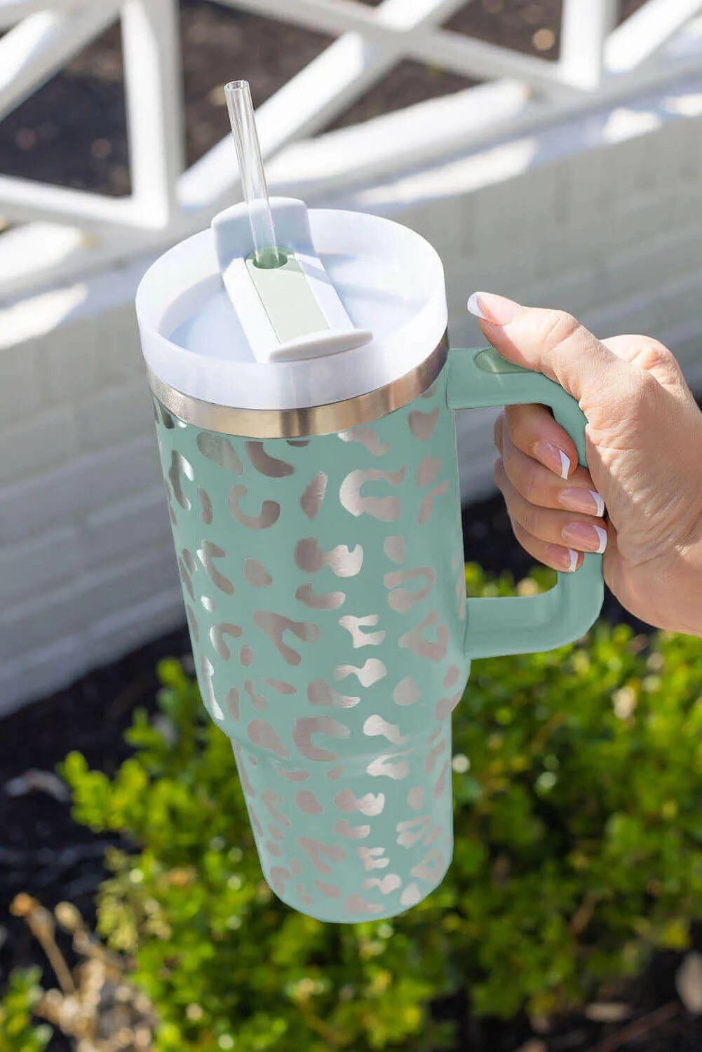 White Leopard Print 40OZ Stainless Steel Portable Cup with Handle